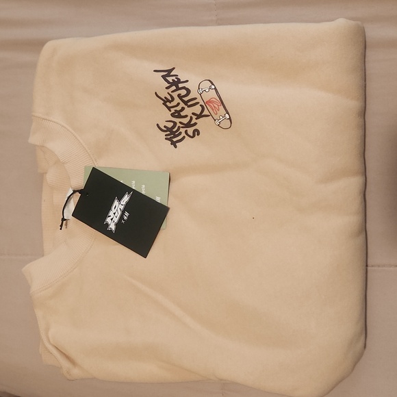 NWT No Fear x H&M Skate Kitchen Crewneck - Picture 3 of 4
